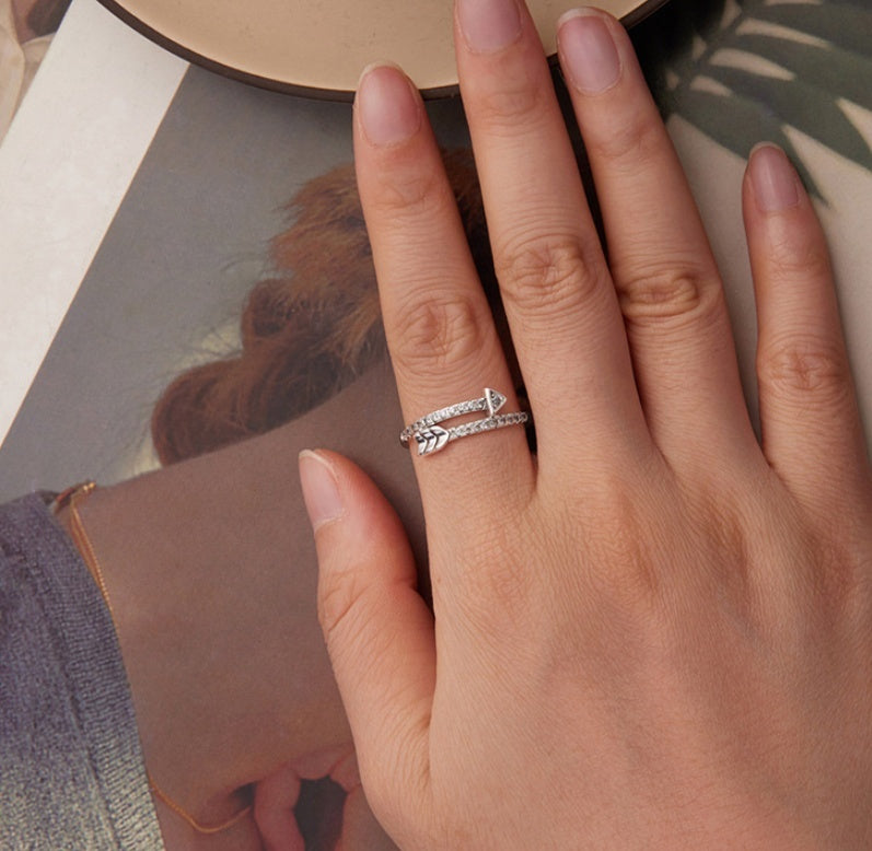 Original Arrow Over Zircon Ring Classic Design