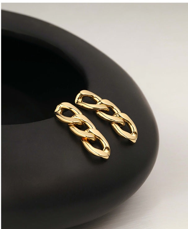 Metal Chain Earrings Circle Female Cold Wind Simple