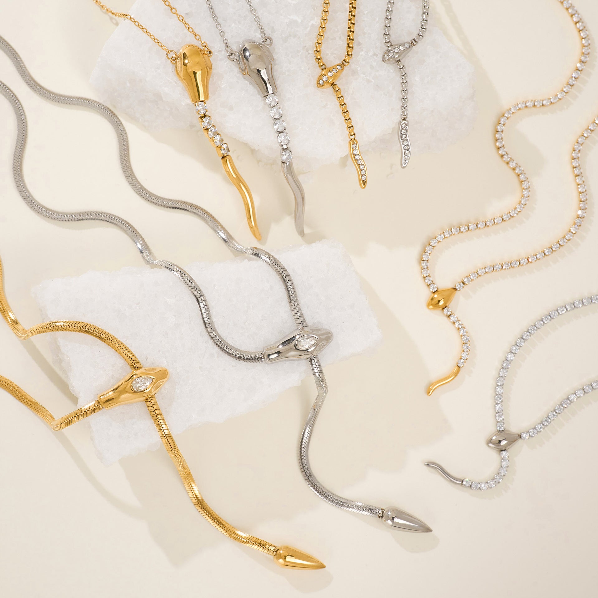 18K Gold Plated Titanium Steel Vintage Unique Snake Zircon Clavicle Blade Necklace