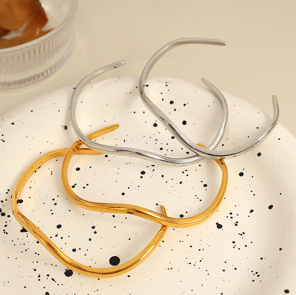 Minimalist Open-end Gold Ripple Line Bracelet