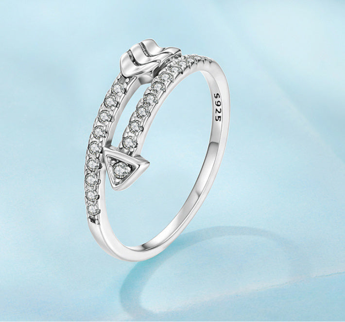 Original Arrow Over Zircon Ring Classic Design