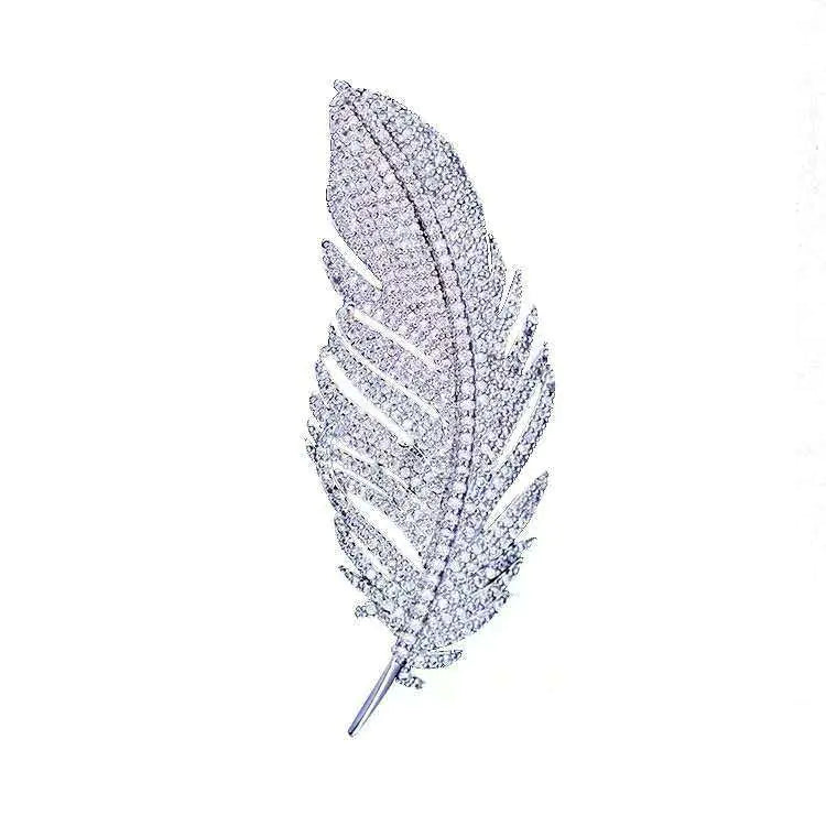 Stylish Zircon Feather Brooch for Women (Versatile Accessory)