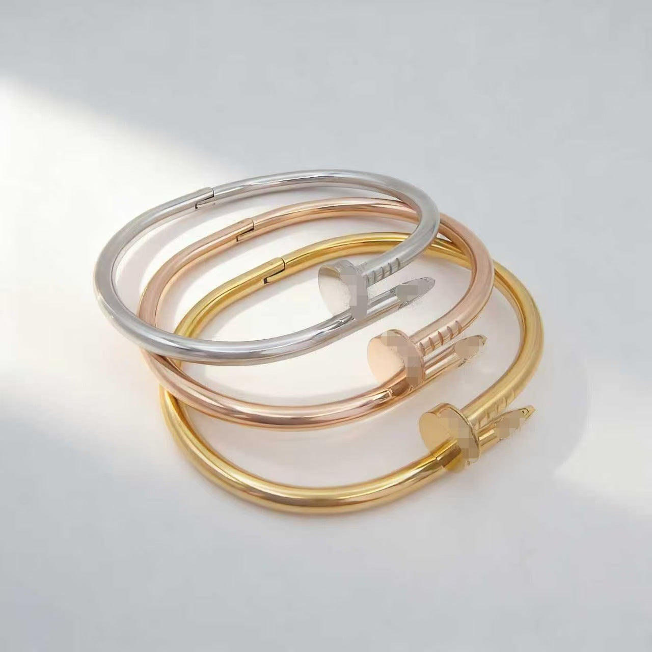 Diamond-encrusted Titanium Steel Bracelet For Women